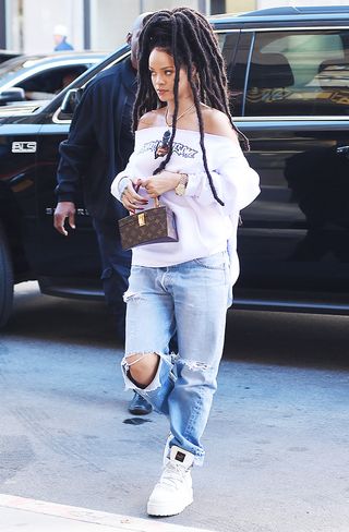 the-bag-rihanna-is-obviously-obsessed-with-1948742-1477086858