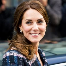 duchess-of-cambridge-affordable-earrings-206247-1477036386-square