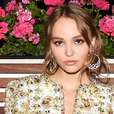 lily-rose-depp-first-vogue-cover-207096-1477932360-square
