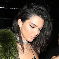 kendall-jenner-21-birthday-outfits-207439-1478186718-square