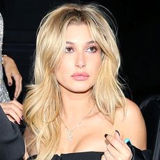 hailey-baldwin-kendall-jenner-birthday-party-207502-1478207791-square