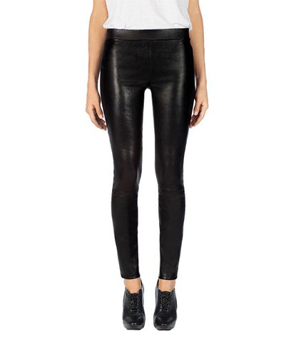 Every NYC Girl Owns This Type of Leggings | Who What Wear