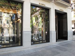 this-just-in-zara-has-an-outlet-store-2102553