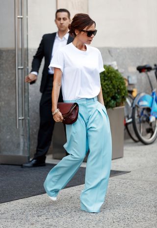how-to-wear-wide-leg-trousers-213779-1510543911107-main