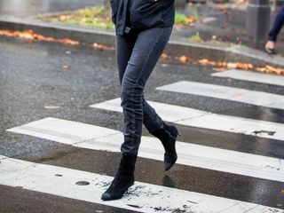 best-winter-shoes-for-skinny-jeans-213932-1572987093443-main