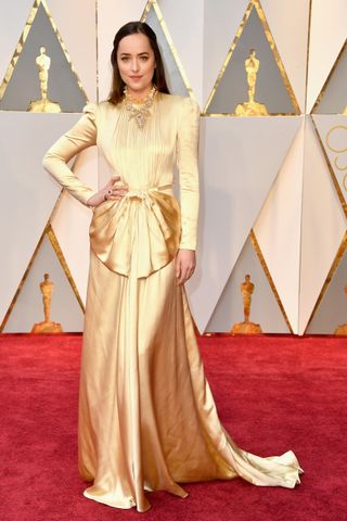 the-only-oscars-red-carpet-looks-you-need-to-see-2154816