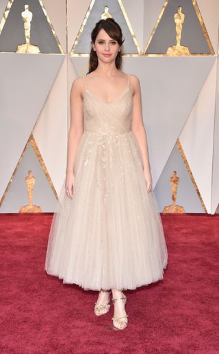 the-only-oscars-red-carpet-looks-you-need-to-see-2154821