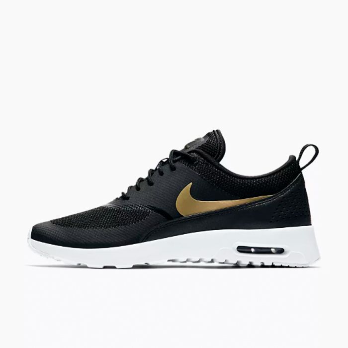 thea nike trainers