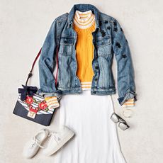 best-outfits-to-wear-with-white-sneakers-219758-1490997960-square