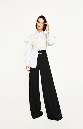 thanks-for-showing-us-how-to-wear-this-confusing-trend-zara-2190003