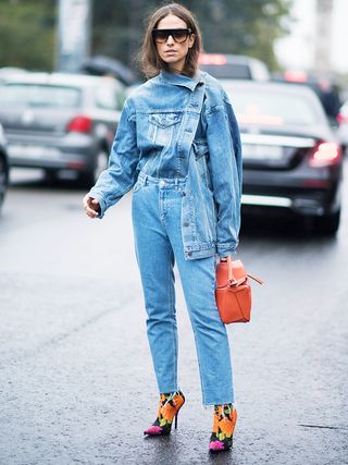 how-to-wear-double-denim-221913-1510144401935-image