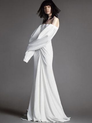 the-freshest-dresses-from-bridal-fashion-week-2225127
