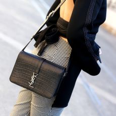 what-fashion-editors-wear-to-work-222903-1495613305904-square