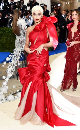 met-gala-2017-every-red-carpet-look-you-need-to-see-2230816