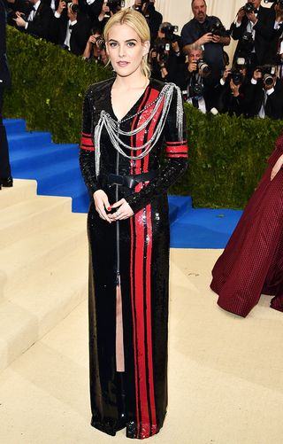 met-gala-2017-every-red-carpet-look-you-need-to-see-2230873