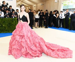 met-gala-2017-every-red-carpet-look-you-need-to-see-2230898
