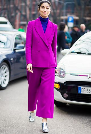how-to-wear-purple-225007-1495627337613-image