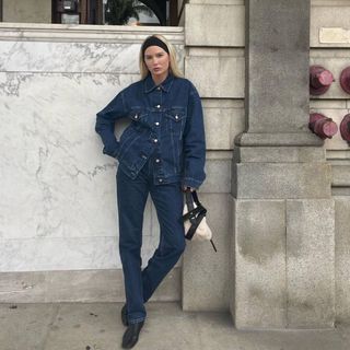 16 Navy Blue Pants Outfit Ideas for Spring (WhoWhatWear.com