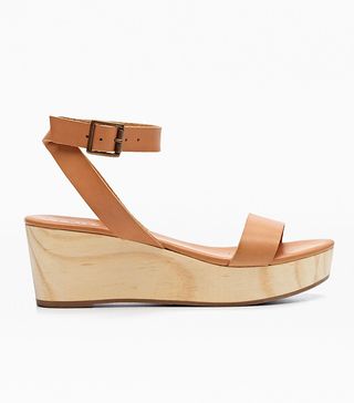 Nisolo + Sarita Wooden Wedge Sandal in Tan