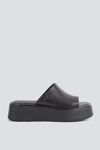 Vagabond Shoemakers + Black Courtney Platform Slide