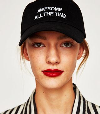 Zara + Slogan Cap
