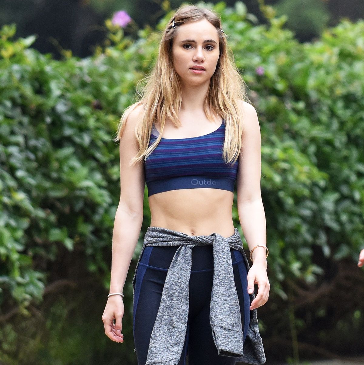 Cute Hiking Outfits to Copy From Celebrities