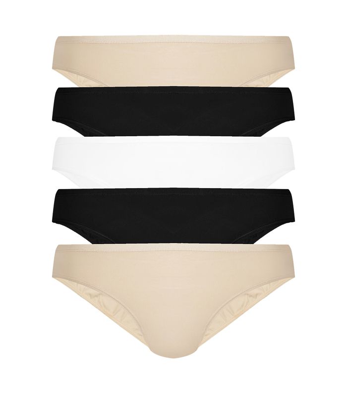 Behold: The Best Clothes for Big Bums | Who What Wear