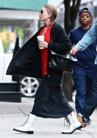mary-kate-olsen-is-already-wearing-falls-biggest-boot-trend-2355580