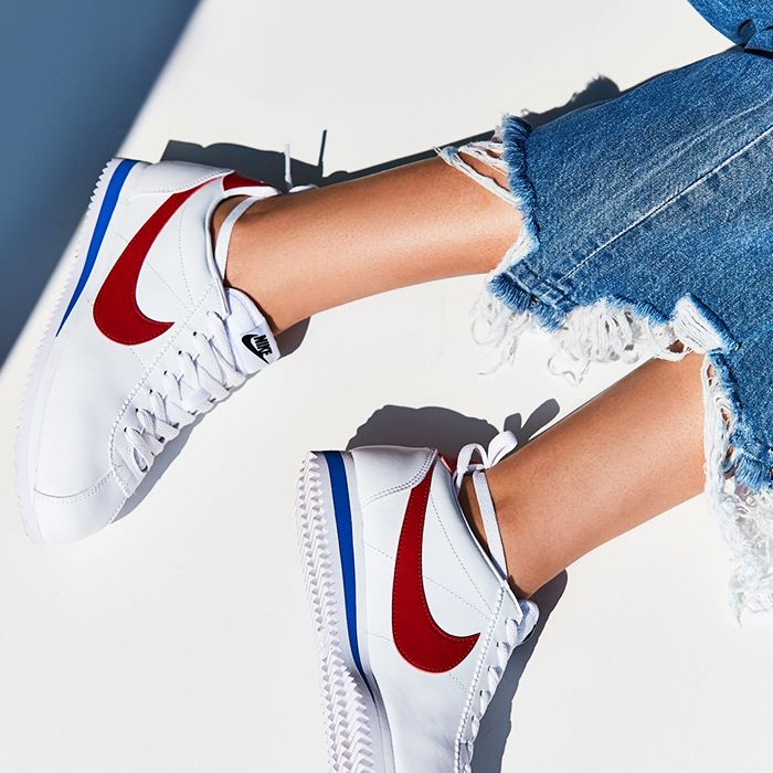 Step Wear 10,000 Steps a Day | Who What Wear