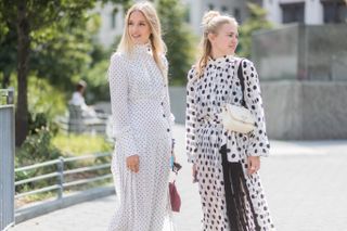 new-york-fashion-week-street-style-september-2017-234885-1505191866985-image