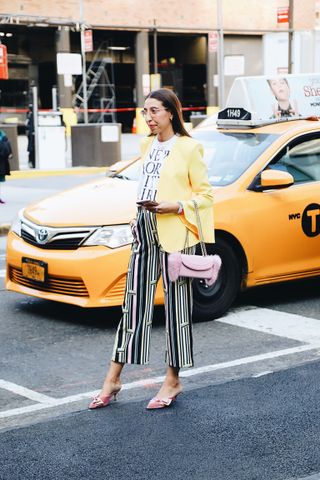 new-york-fashion-week-street-style-september-2017-234885-1505271997348-image