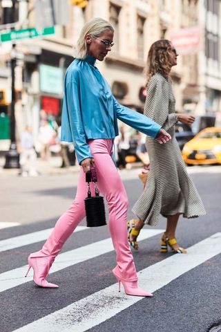 new-york-fashion-week-street-style-spring-2018-235025-1505250764639-image