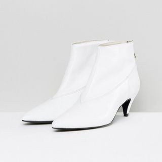 Gestuz + White Boots