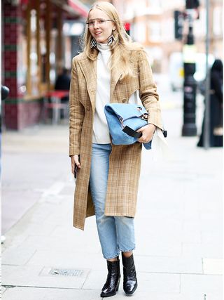 london-fashion-week-2017-september-street-style-235530-1505634316650-image