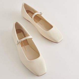 Dolce vita + Reyes Ballet Flats in Ivory Leather