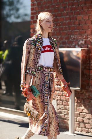 milan-fashion-week-street-style-spring-summer-2018-236248-1506005464818-image