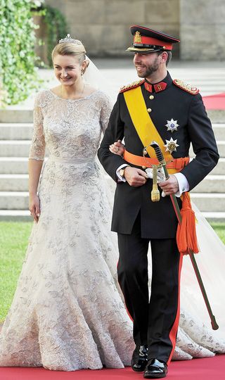 the-most-beautiful-princess-wedding-dresses-throughout-history-2436628