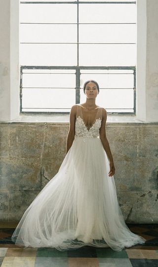 alexandra-grecco-wedding-dresses-interview-237821-1507142243218-image
