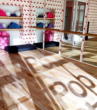 barre-classes-in-nyc-238148-1507913336607-main