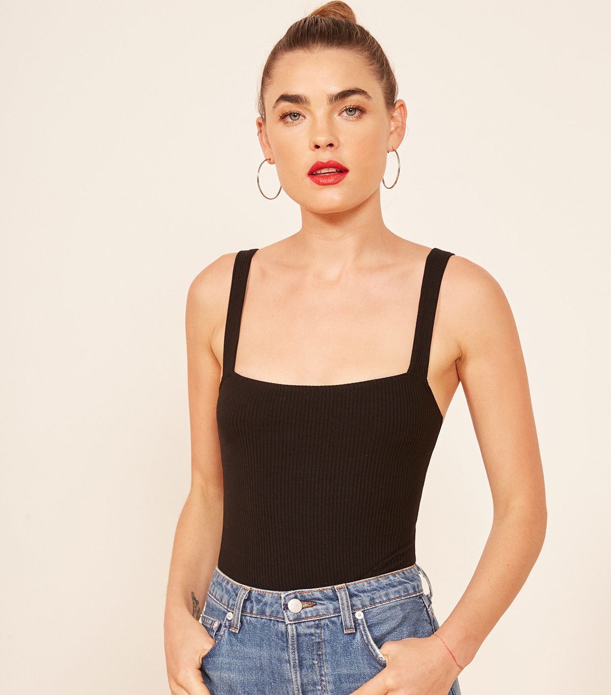 The 6Piece Minimalist Clothing Wardrobe Who What Wear