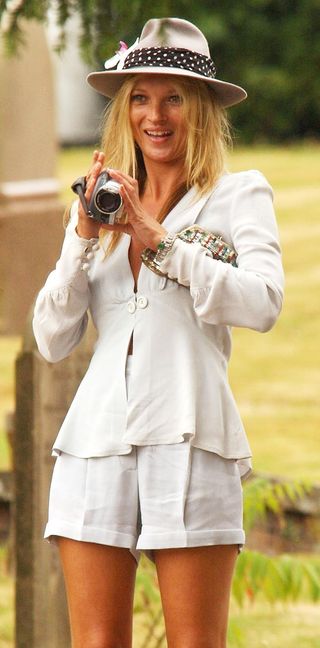 kate-moss-00s-style-238427-1508169023624-image