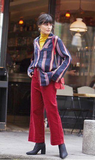 what-to-wear-with-corduroy-pants-238703-1507859096666-image