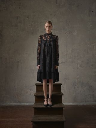 heres-your-first-look-at-the-entire-erdem-x-hm-collection-2462569