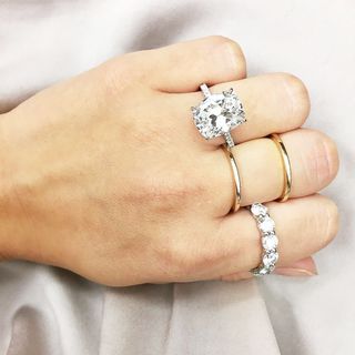 popular-engagement-ring-styles-238994-1508261852553-main