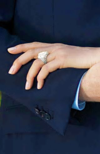 royal-engagement-rings-239702-1508772962933-image