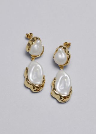 & Other Stories + Chunky Pearl Earrings