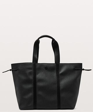 Lululemon + Day Out Tote