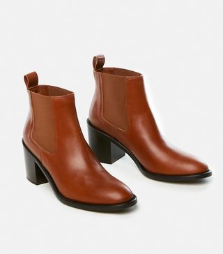 Jenni Kayne + Heeled Chelsea Boots in Saddle Leather