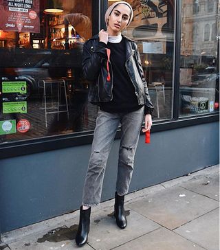 how-to-wear-ankle-boots-with-skinny-jeans-240552-1534186160161-image