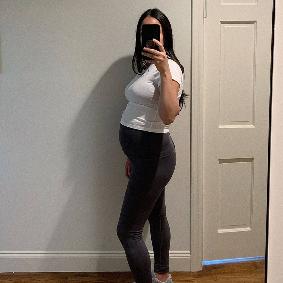 Finding The Best Maternity Leggings: Cute, Compressive & Supportive - The  Mom Edit